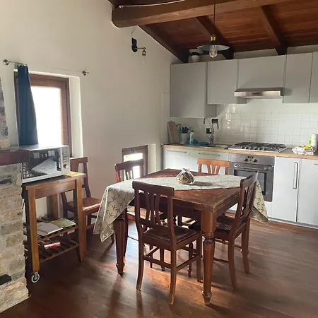 Casa San Bartolomeo Riccò del Golfo di Spezia